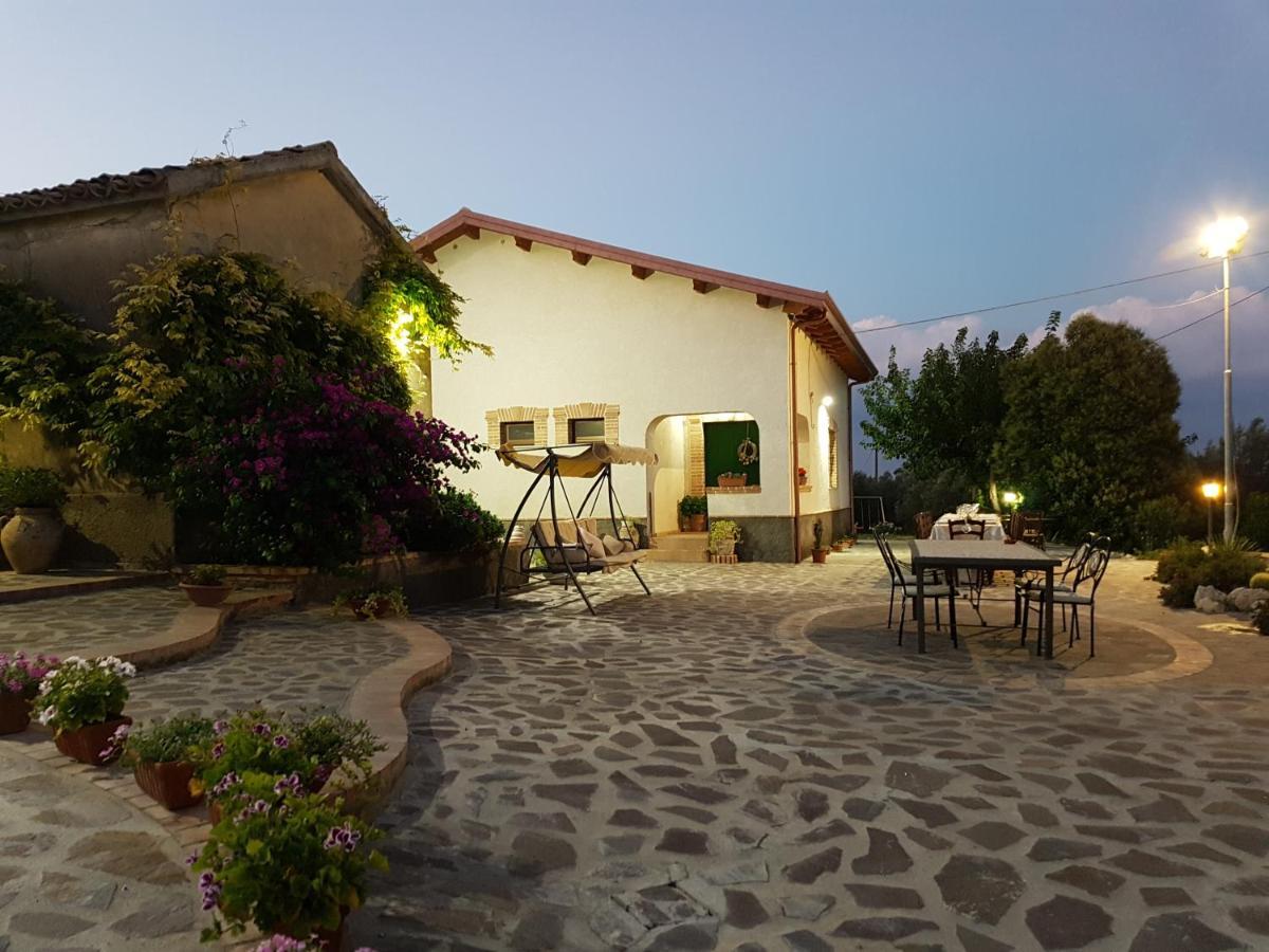 Vila Borgo Santa Lucia Cropani Exteriér fotografie